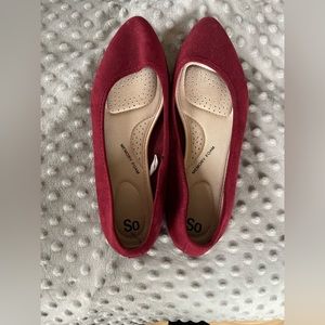 Pointy toe ballet flats- Maroon